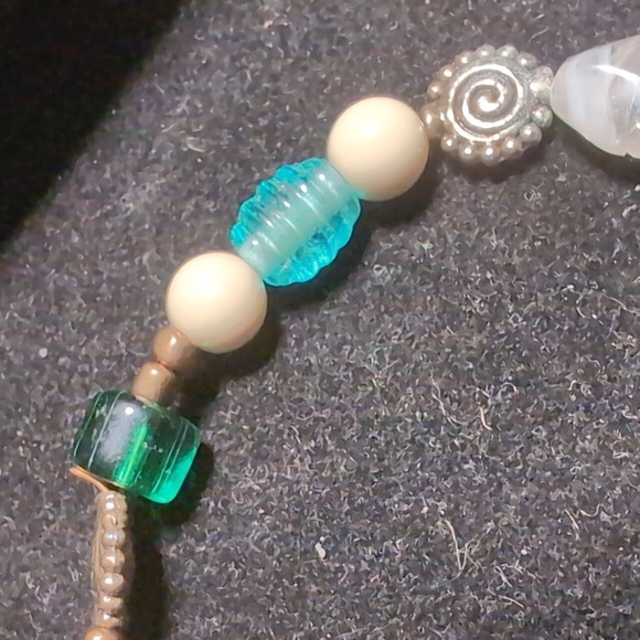 Vintage Angel Wing Necklace with Matching Bracelet - Picture 7 of 11